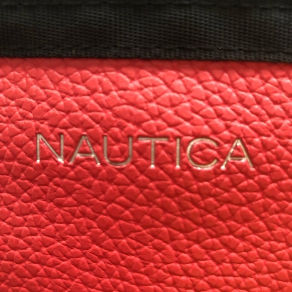 Nautica unisex Textured Red Fanny pack with Black Trim - Picture 2 of 8